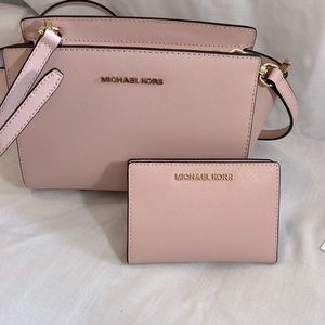 Light pink coated leather crossbody with matching wallet